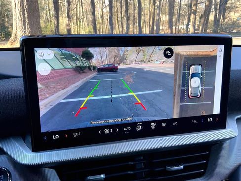 Certified 2025 Ford Explorer ST-Line w/ ST-Line Street Pack image 27