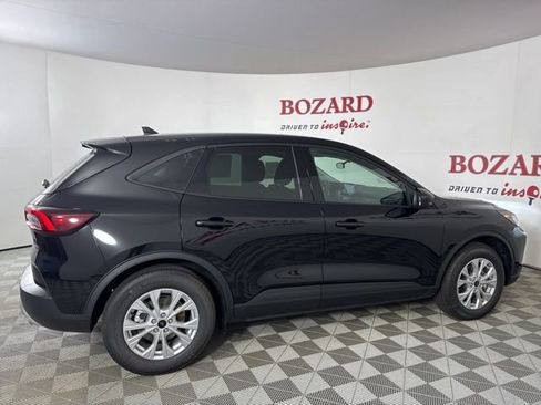 New 2025 Ford Escape Active image 9