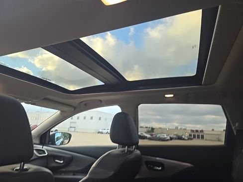 Used 2017 Nissan Murano Platinum image 8