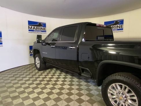 Used 2021 Chevrolet Silverado 2500 High Country AWD/4WD image 8