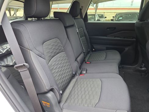 New 2026 Nissan Pathfinder SV image 19