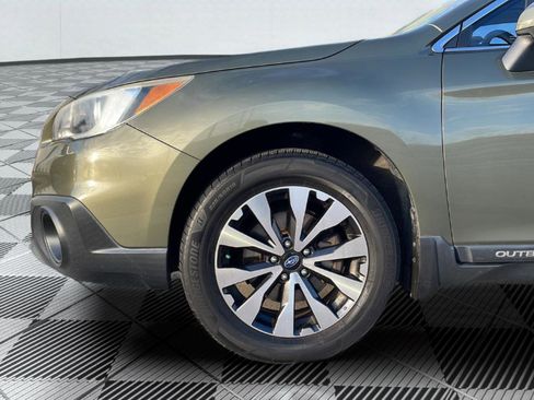 Used 2015 Subaru Outback 2.5i Limited image 10