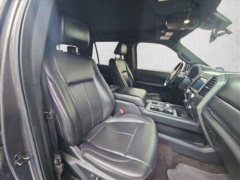 Used 2021 Ford Expedition XLT RWD image 19