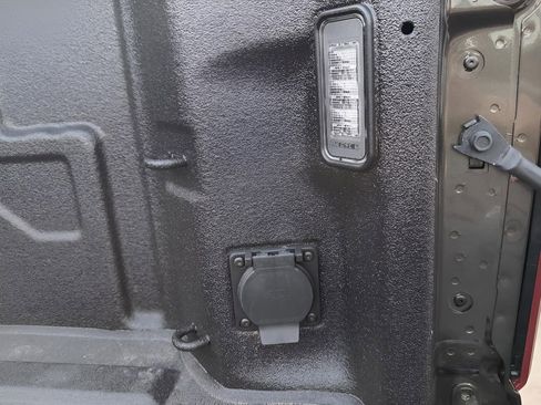 Used 2022 Chevrolet Silverado 2500 LTZ w/ Z71 Off-Road Package image 30