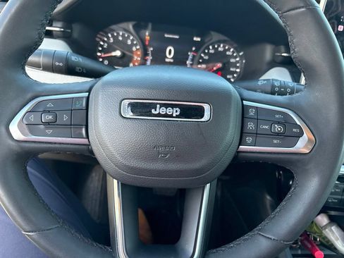 Used 2024 Jeep Compass Limited AWD/4WD image 17
