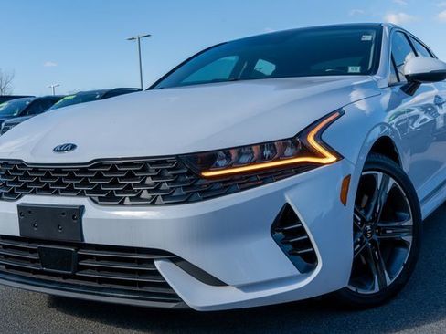 Used 2021 Kia K5 EX image 1