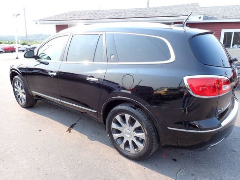 Used 2017 Buick Enclave Premium w/ Experience Buick Package FWD image 4
