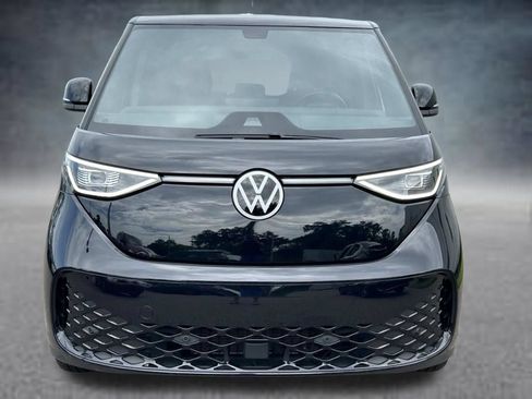 Used 2025 Volkswagen ID. Buzz Pro S RWD image 8