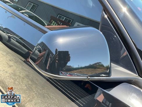 Used 2023 Tesla Model Y Performance AWD/4WD image 84