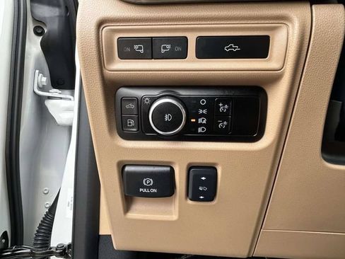 Used 2023 Ford F150 Lariat w/ Equipment Group 502A High AWD/4WD image 18