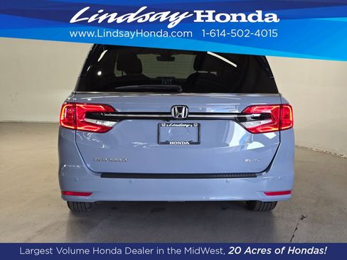 Used 2024 Honda Odyssey Elite image 7
