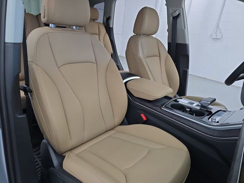 Used 2025 Audi Q7 3.0T Premium Plus w/ Premium Plus Package image 10