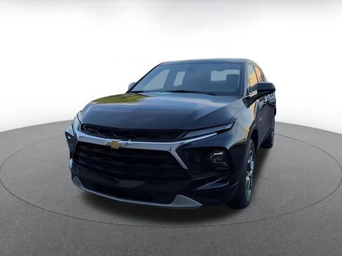 Used 2025 Chevrolet Blazer LT image 7