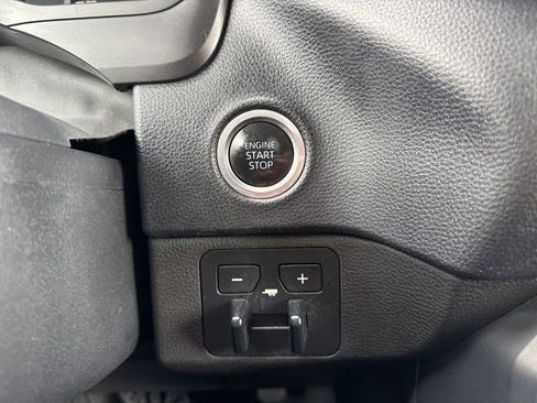 Used 2023 Toyota Tundra SR5 w/ SR5 Convenience Package AWD/4WD image 23