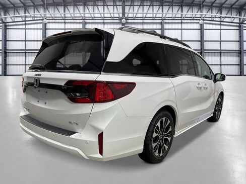 New 2026 Honda Odyssey Elite image 7