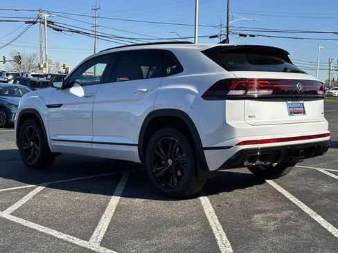 New 2026 Volkswagen Atlas Cross Sport SEL R-Line AWD/4WD image 5