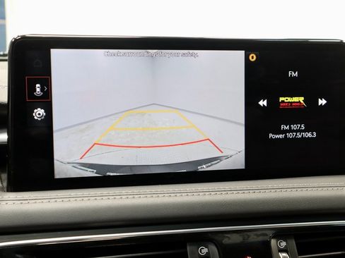 Used 2023 Genesis G70 2.0T image 2