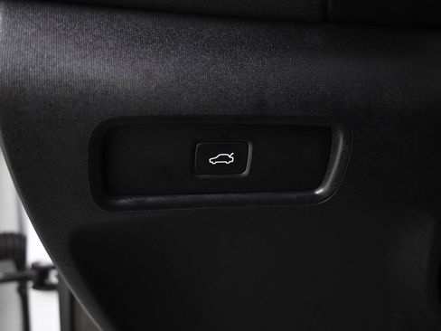 Used 2024 Polestar Polestar 2 image 24