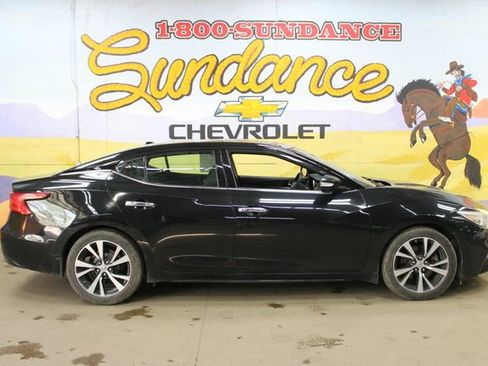 Used 2016 Nissan Maxima Platinum FWD image 1