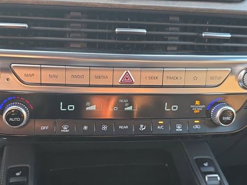 Used 2021 Kia Telluride SX w/ SX Prestige Package image 36