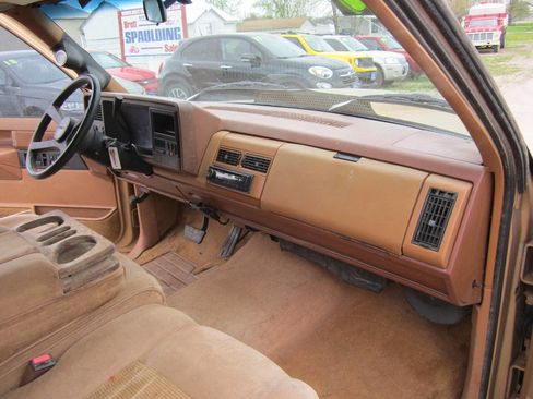 Used 1989 Chevrolet Silverado 3500 C3500 2dr Extended Cab LB image 40