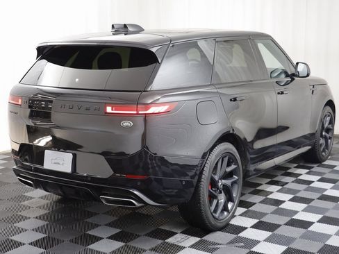 Used 2023 Land Rover Range Rover Sport SE Dynamic image 18