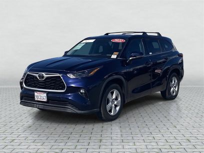 Certified 2022 Toyota Highlander LE