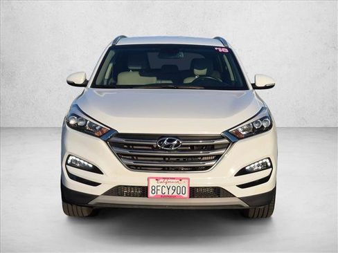 Used 2018 Hyundai Tucson Limited FWD image 2
