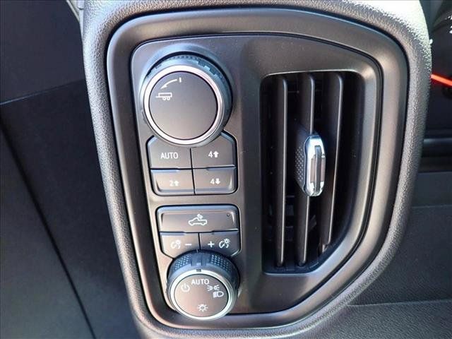 Used 2024 Chevrolet Silverado 1500 Custom Trail Boss AWD/4WD image 16