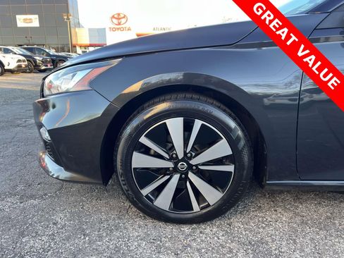 Used 2022 Nissan Altima 2.5 SV image 12