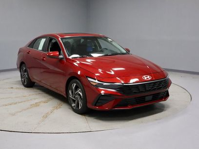 Certified 2024 Hyundai Elantra SEL w/ Convenience Package
