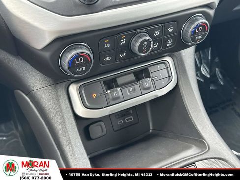 Certified 2023 GMC Acadia SLT w/ Elevation Edition AWD/4WD image 29