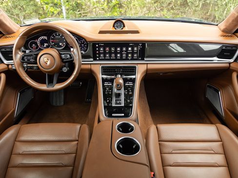 Certified 2022 Porsche Panamera Turbo S AWD/4WD image 12