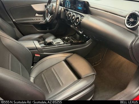 Used 2020 Mercedes-Benz CLA 250 image 13