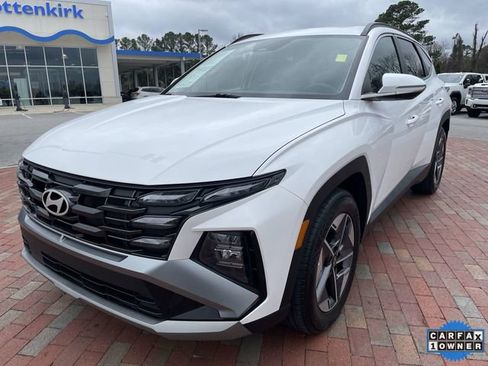 Used 2025 Hyundai Tucson SEL FWD image 1