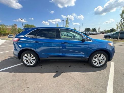 Used 2024 Ford Edge Titanium AWD/4WD image 4