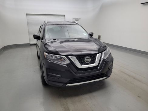 Used 2019 Nissan Rogue SV AWD/4WD image 14