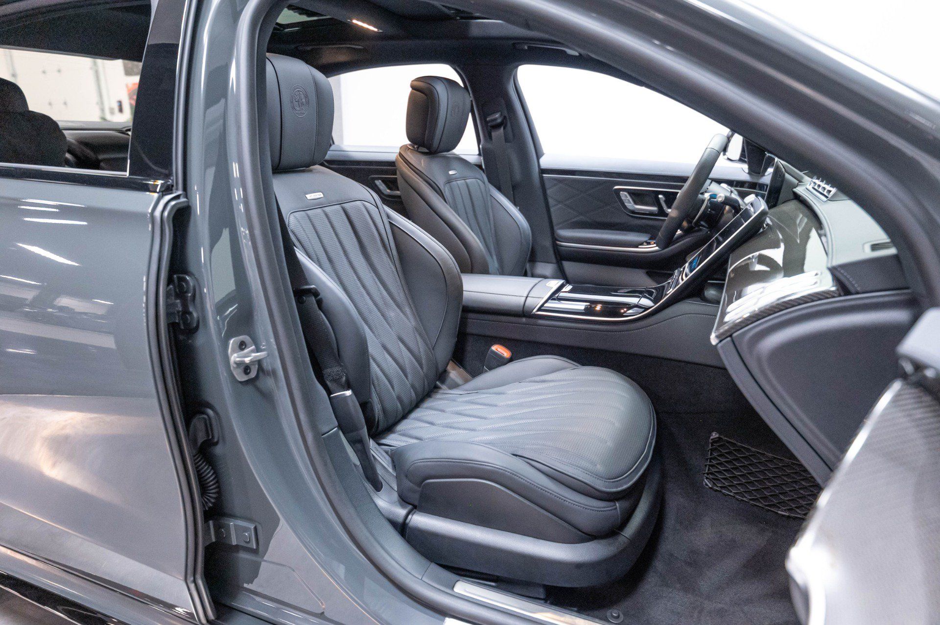 Used 2026 Mercedes-Benz S 63 AMG S image 34