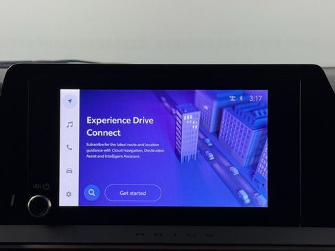 Used 2024 Toyota Prius LE image 24