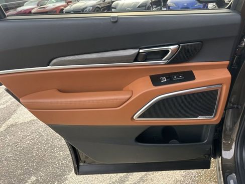 Used 2024 Kia Telluride SX Prestige X-Line image 31