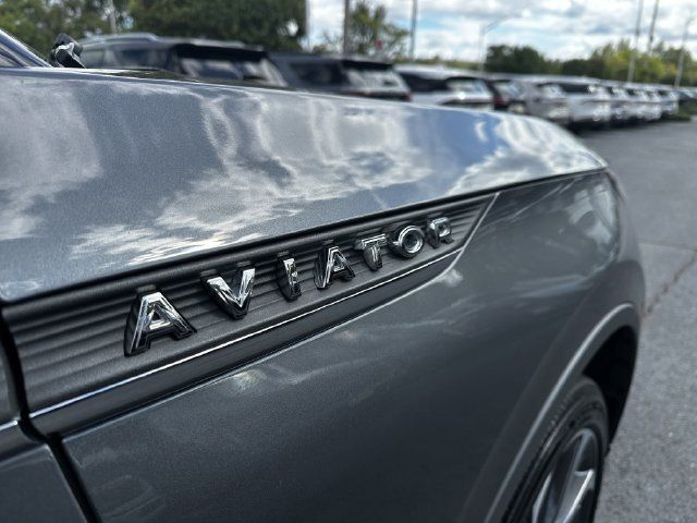 Certified 2025 Lincoln Aviator Reserve w/ Illumination Package AWD/4WD image 47