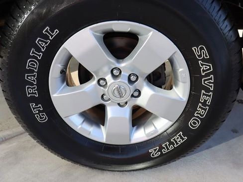 Used 2013 Nissan Frontier SV w/ SV Value Truck Pkg image 39