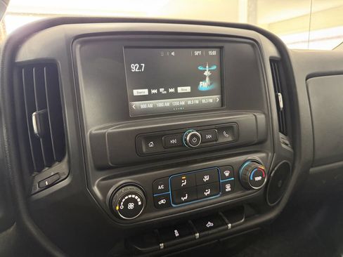 Used 2016 Chevrolet Silverado 1500 Custom w/ Custom Convenience Package AWD/4WD image 27