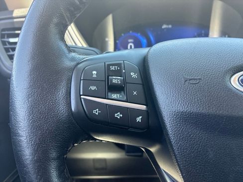 Used 2020 Ford Escape Titanium AWD/4WD image 27