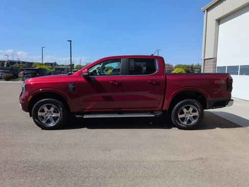 Used 2025 Ford Ranger Lariat w/ FX4 Off-Road Package AWD/4WD image 6