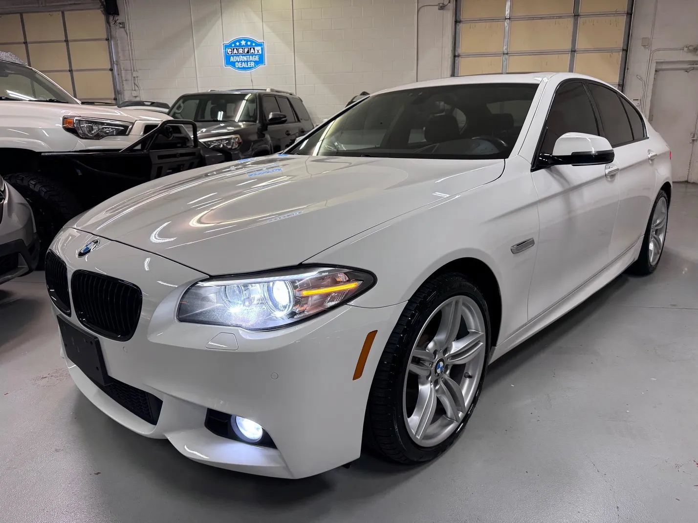 Used 2015 BMW 535i xDrive Sedan AWD/4WD image 7