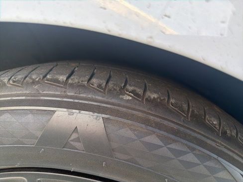 Used 2017 Ford Mustang Coupe image 9