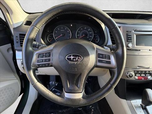 Used 2014 Subaru Outback 2.5i Premium image 15