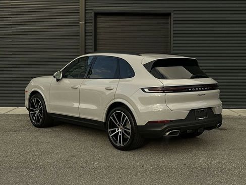 New 2026 Porsche Cayenne image 3