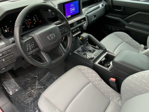 New 2026 Toyota Tacoma SR5 AWD/4WD image 17